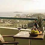 Vigles Sea View, Philian And Apart Otel 4*