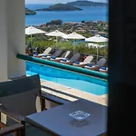 公寓式酒店 Vigles Sea View, Philian And 4*