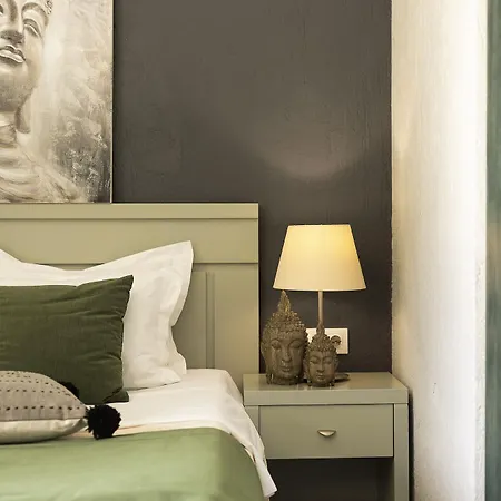 Vigles Sea View, Philian And