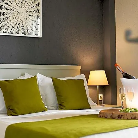 Vigles Sea View, Philian And Apartmanhotel Kalivia (Skiathos)