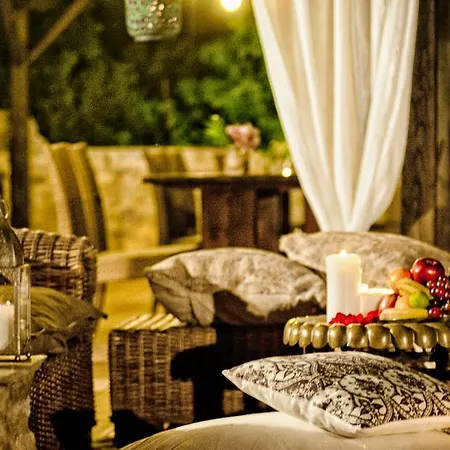 Lejlighedshotel Vigles Sea View, Philian And