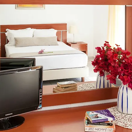 Lejlighedshotel Vigles Sea View, Philian And 4*